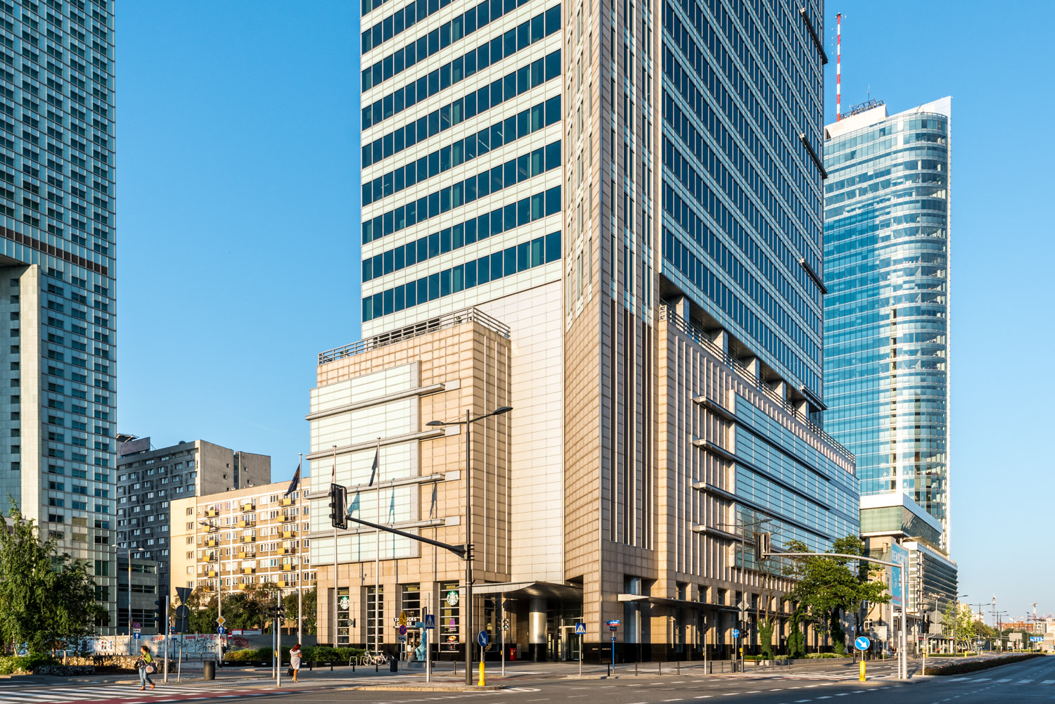 Zdjęcie architektury budynku Warsaw Financial Center